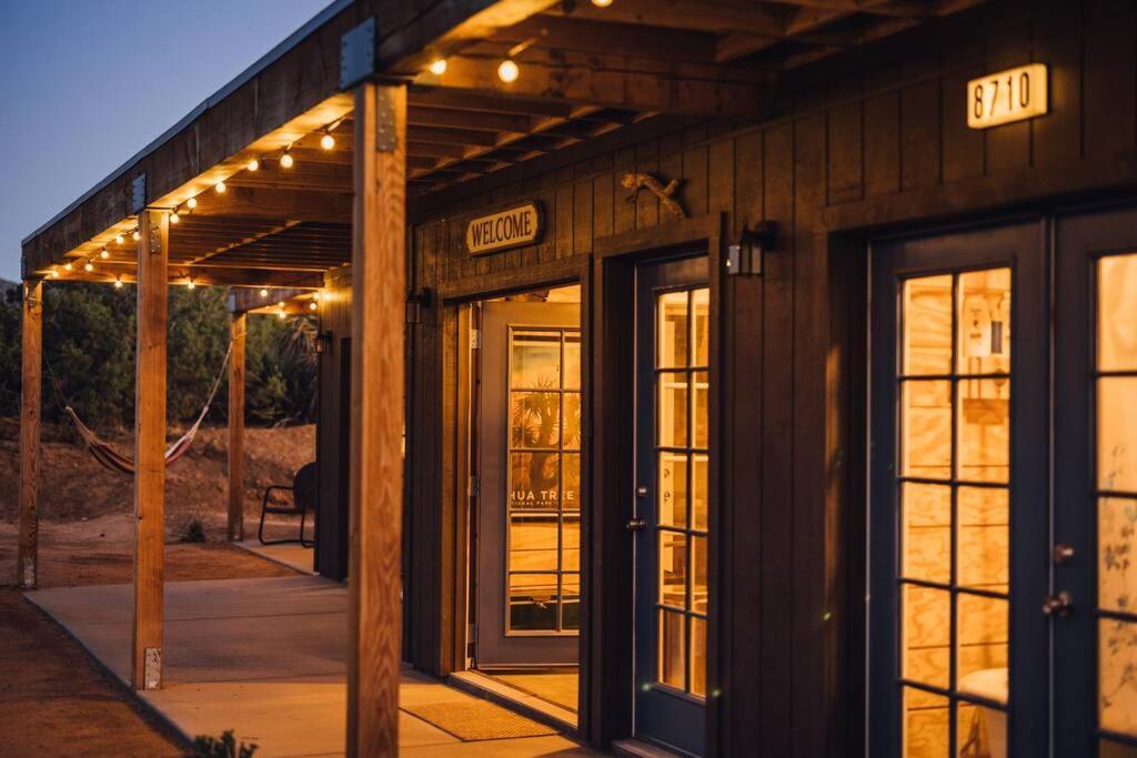 Joshua Tree Hidden Tower * Views - Landmark Yucca Valley Exterior photo